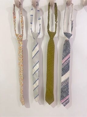 Boon Boys Neckties lot of 4 - Classic Formal Accessory